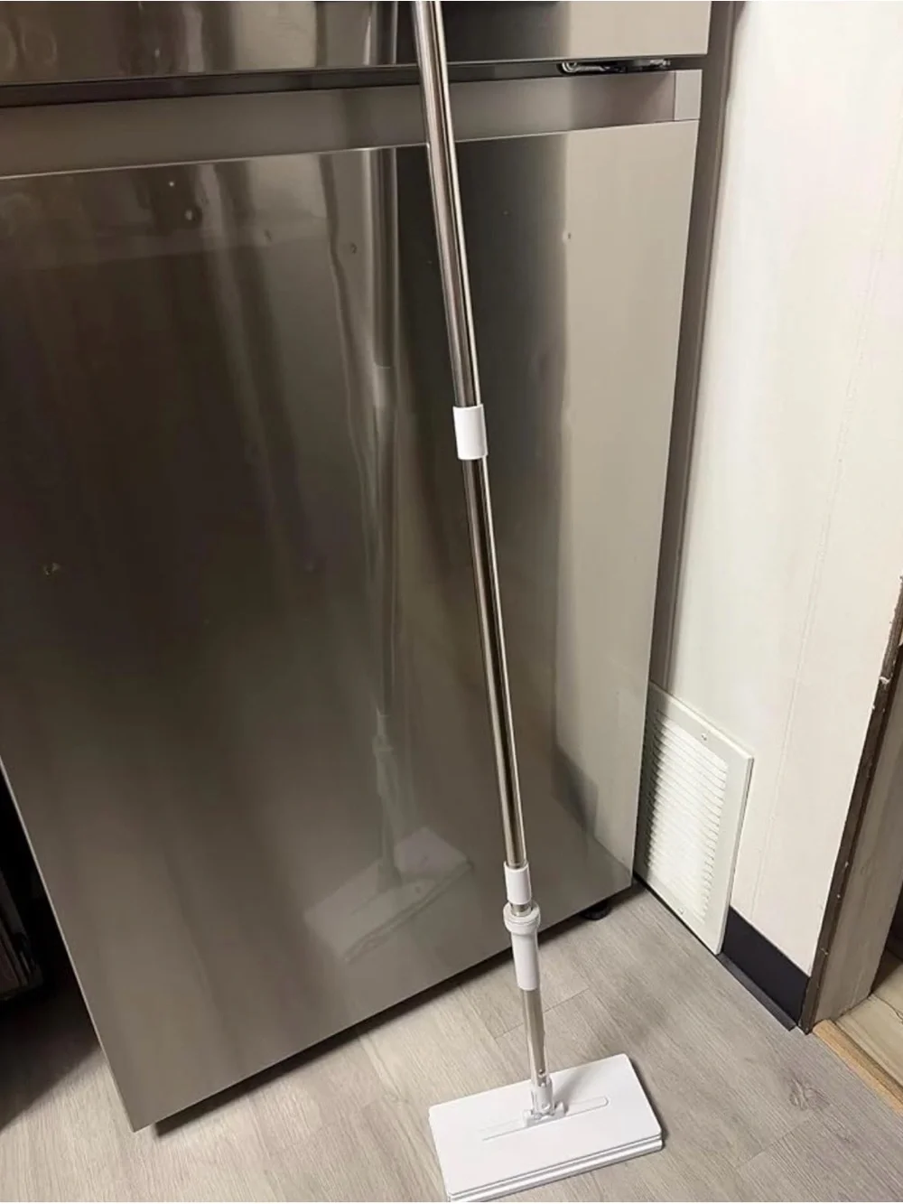 White Floor Spray Mop by